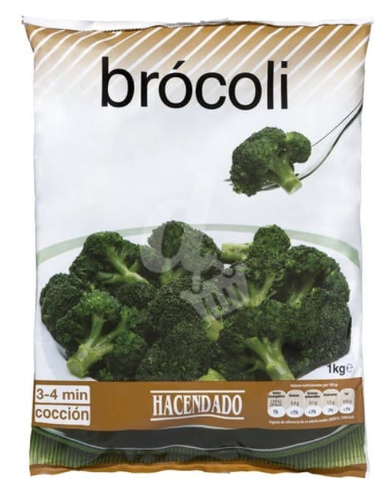 Brocoli con sardinas en conserva y 1 tetrabrik de gazpacho por persona.